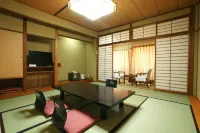 Imakuni Ryokan - Pysäköinti