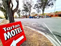Tartan Motel, Yea - motel