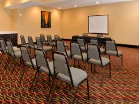Comfort Inn & Suites Sharonville - Cincinnati North Hotels in Sharonville