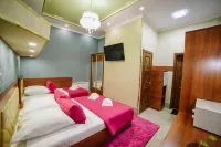 Boston Mini-Hotel