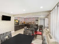 凱隆波因特飯店 - 格林斯伯勒休憩遊樂區 布蘭伍德附近的飯店