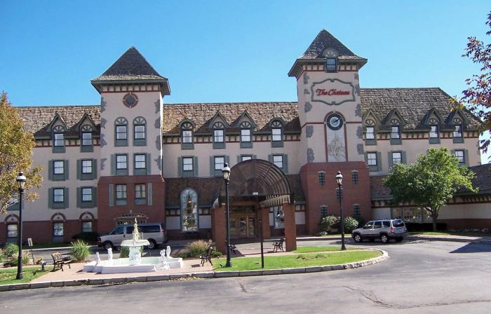 The Chateau Bloomington Hotel and Conference Center