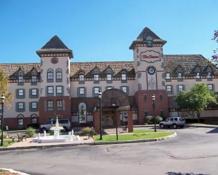 The Chateau Bloomington Hotel and Conference Center Hotels in Bloomington