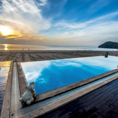 Amara Villa Khao Ka Lok