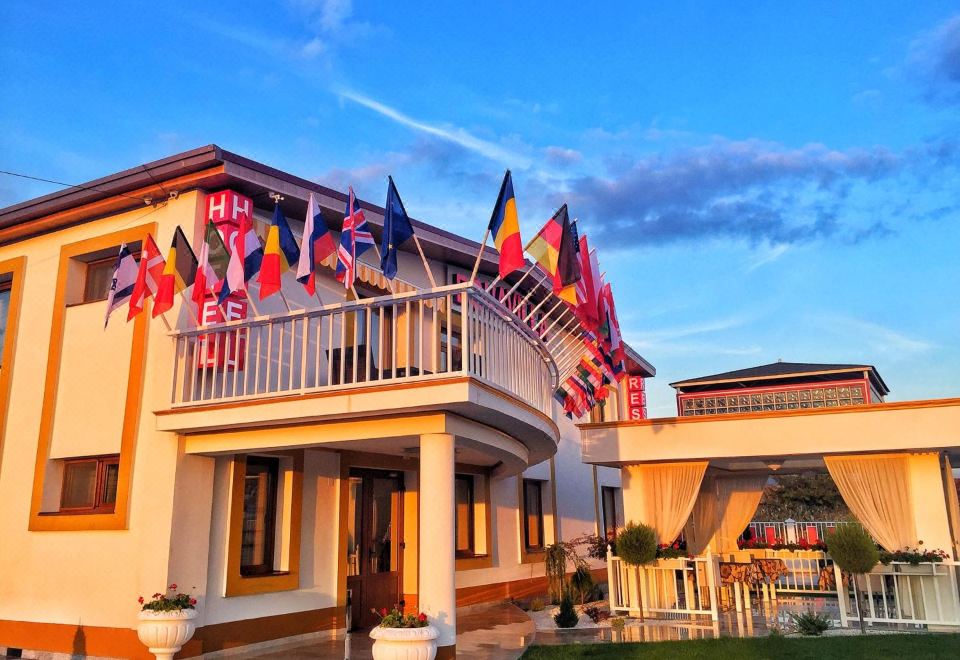 hotel overview picture