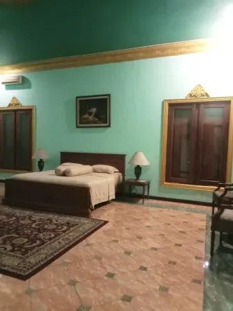 Villa Tenera Отели рядом с достопримечательностью «Keraton Ngayogyakarta Hadiningrat»