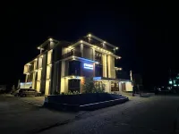 D'Elements Hotel and Dormitory