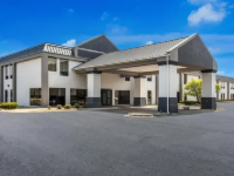 MainStay Suites Bourbonnais - Kankakee Hotels in Bradley