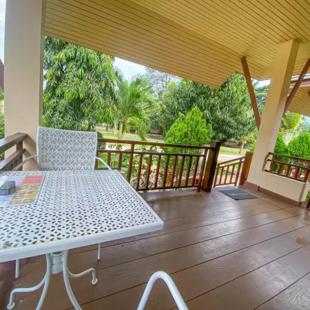 Chaithalay khanom Resort