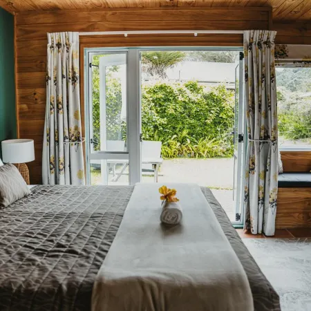Tatahi Lodge Beach Resort Hotels in Hahei