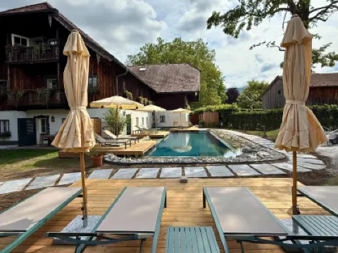 Der Schlosswirt zu Anif - Biedermeierhotel Und Restaurant Hotel berhampiran Istana Hellbrunn