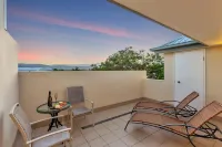 The Newport on Macrossan - Adults Only Hotels in Port Douglas