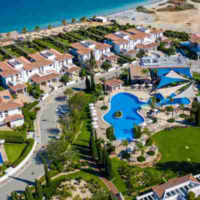 Atlantis Gardens Hotel Exterior