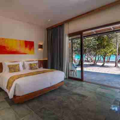 Island Center Point Rooms