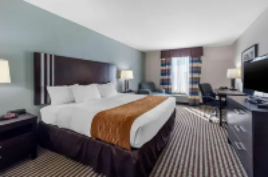 佩裏I-35舒適套房酒店 佩里酒店