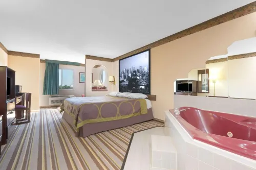 Super 8 by Wyndham Wapakoneta Hotels in Wapakoneta