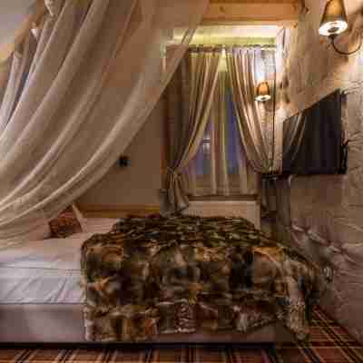 Stella Doro Rooms