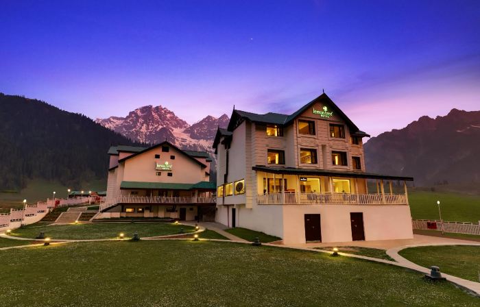 Lemon Tree Hotel, Sonmarg by the Riverside
