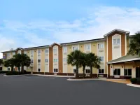 Spark by Hilton Wilmington Carolina Beach Rd Hotels in Masonboro