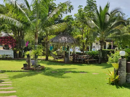 Happy Mind Resort Отели рядом с достопримечательностью «Tham Phraya Nakhon»