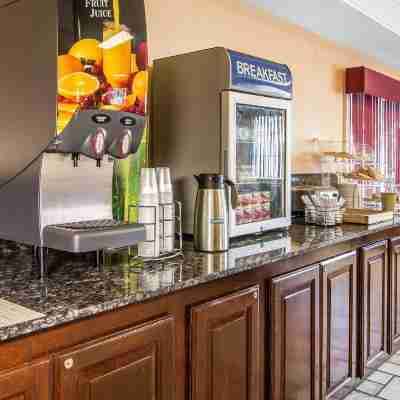 クオリティ イン セントラル ローズバーグ Dining/Meeting Rooms