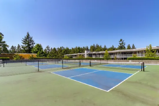 Pacific Shores Resort & Spa