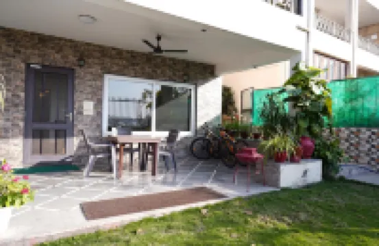 Lago Villa Hotels in 