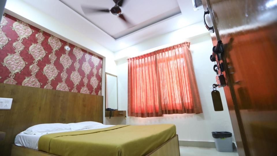Hotel Embassy