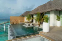Sun Siyam Vilu Reef - 24 Hours All-Inclusive - Pools