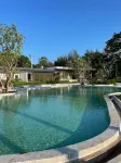 The Season Resort - piscine