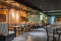Crystal Hotel & Spa - breakfast