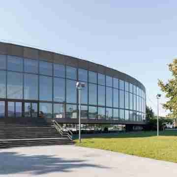 Courtyard by Marriott Linz Hotel Exterior