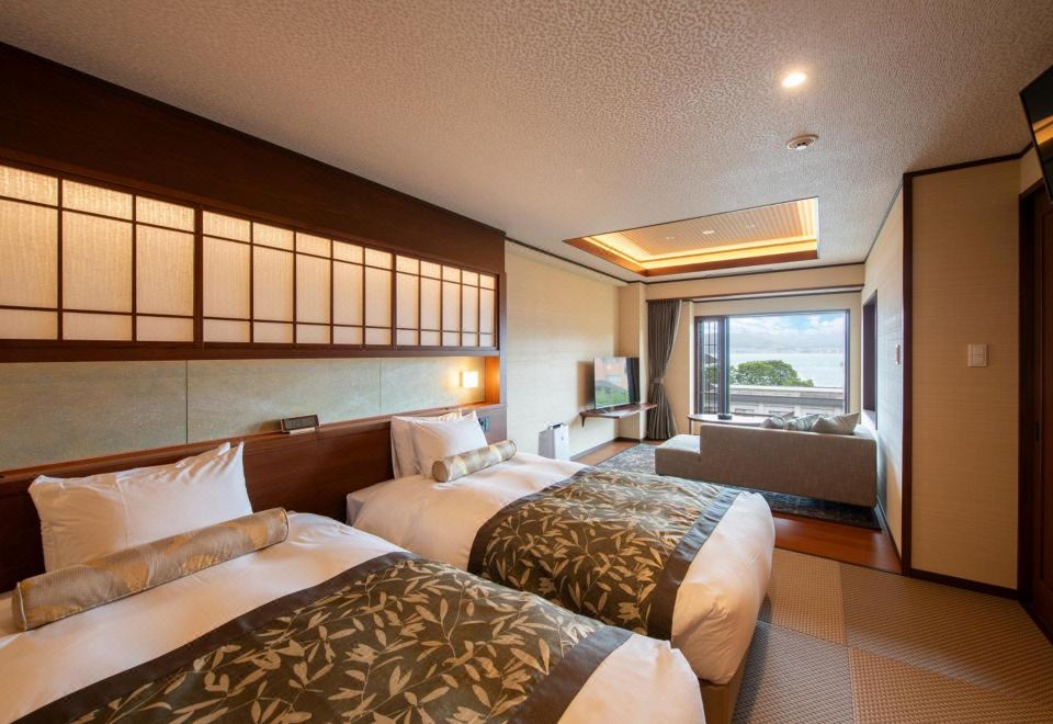 1. 호텔 사기노유..