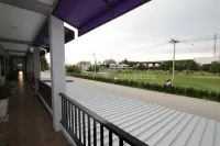 Eazy Motel B.a.n.g.n.a Các khách sạn ở Bang Phli