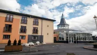 Alona Hotel Hotels near University of the West of Scotland