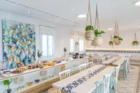 Romantica Hotel Apartments