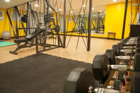 Studio 89 Katipunan QC Отели рядом с достопримечательностью «Иствуд Сити»