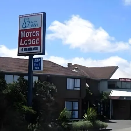 83 by the Sea Motor Lodge Отели в г. Ловер Хатт
