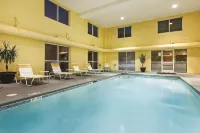La Quinta Inn & Suites by Wyndham Knoxville Airport - Pool