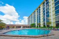Rosen Inn Closest to Universal - piscina