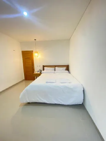 Home Stay Room In Bali Hotels near Punyan Poh Bali Villas