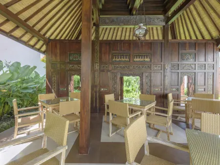 薩沃亞飯店塞米亞克