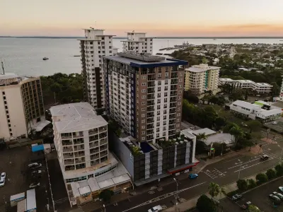 H on Mitchell Apartment Hotel Hotels near Larrakeyah Barracks