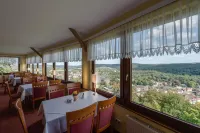 Berghotel Wilhelmsburg - breakfast