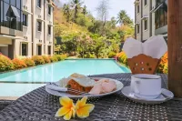 Grand Senggigi Hotel - Pools