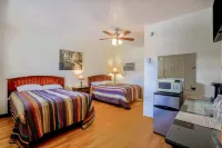 Cadiz Motel by OYO on route 250 - Motels