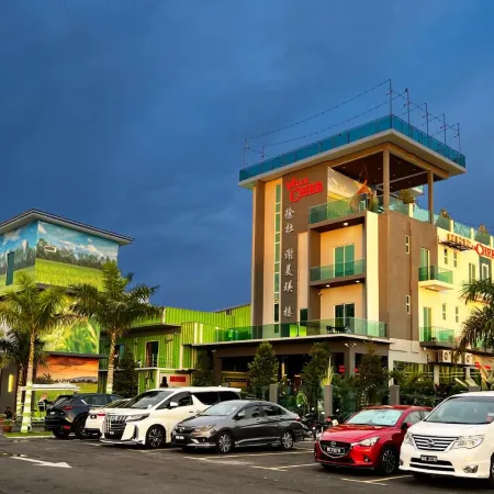 Villa Chee