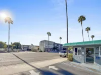 Super 7 Motel - Anaheim Packing District & Disneyland - Motels