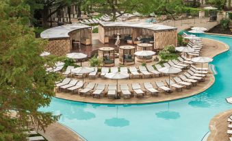 The Ritz-Carlton Dallas, Las Colinas