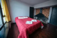Moving Hostel Travel Bar